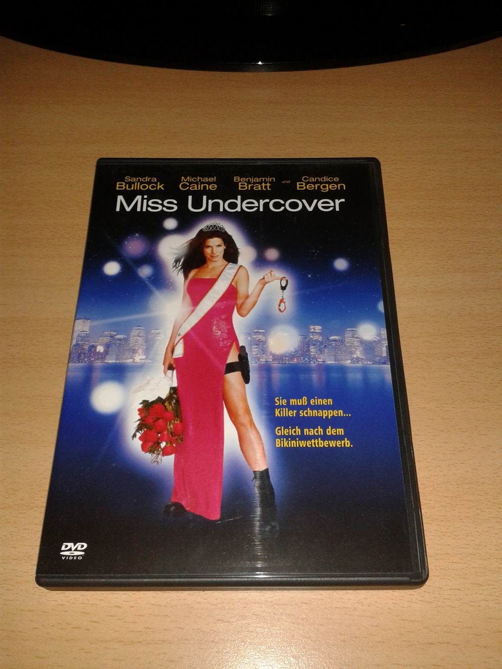 Miss Undercover 1