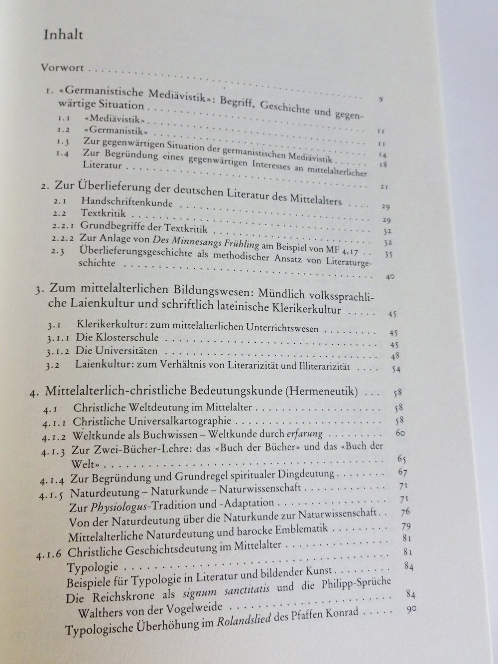 Einführung in die germanistische Mediävistik 