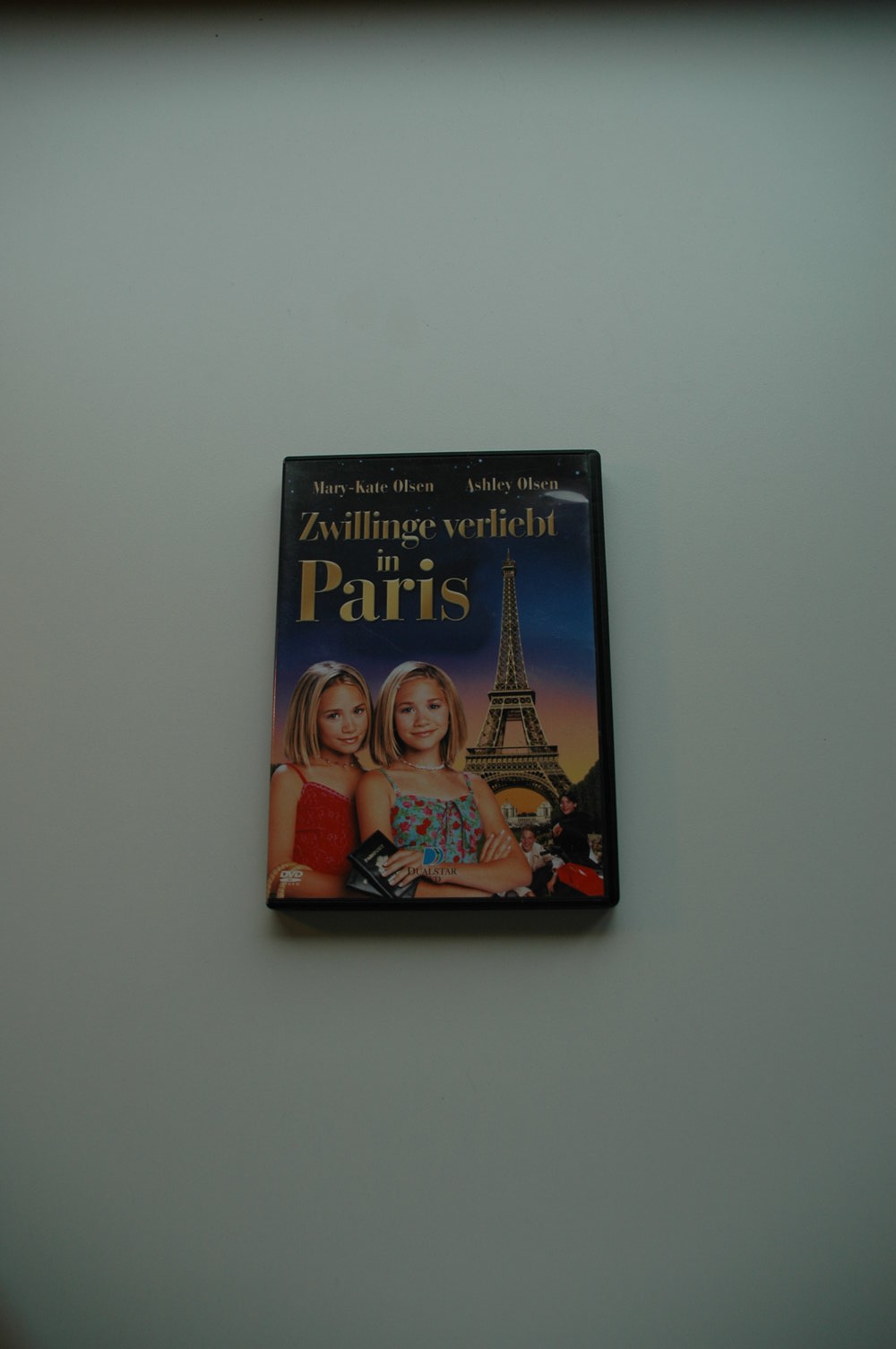Zwillinge verliebt in Paris