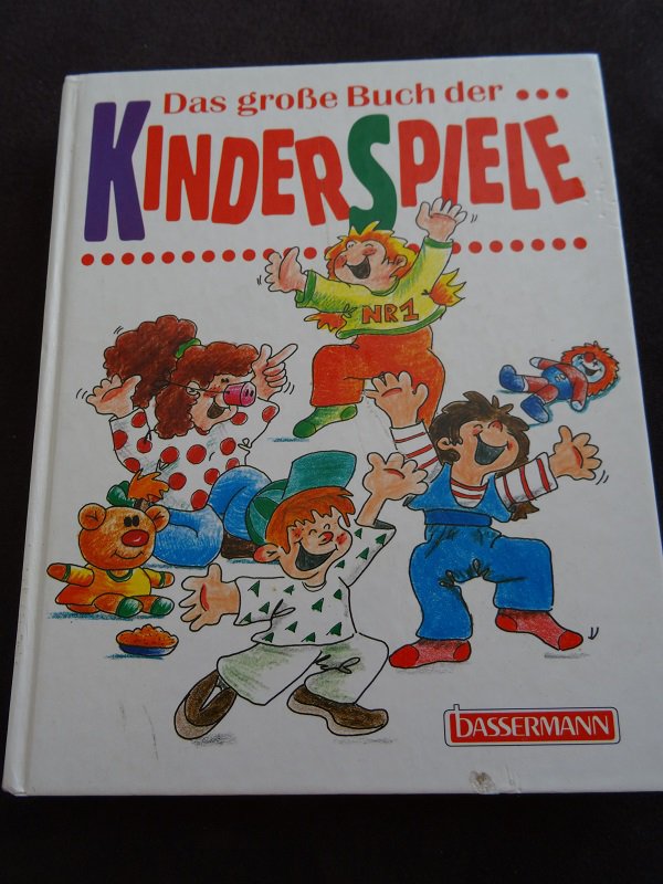 Das große Buch der Kinderspiele
