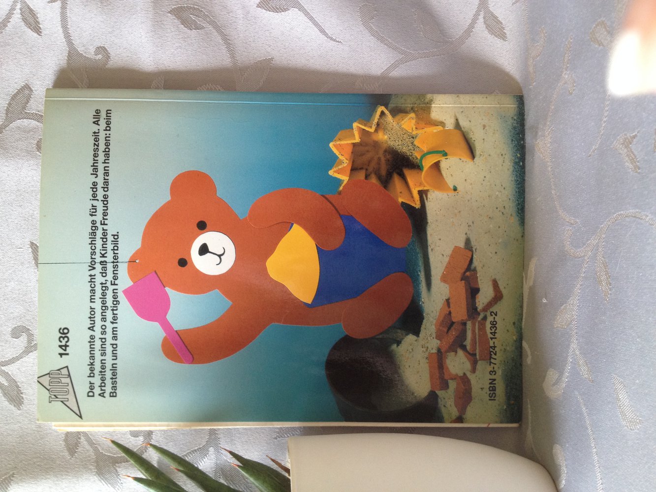 Kinderleichte Fensterbilder durchs ganze Jahr