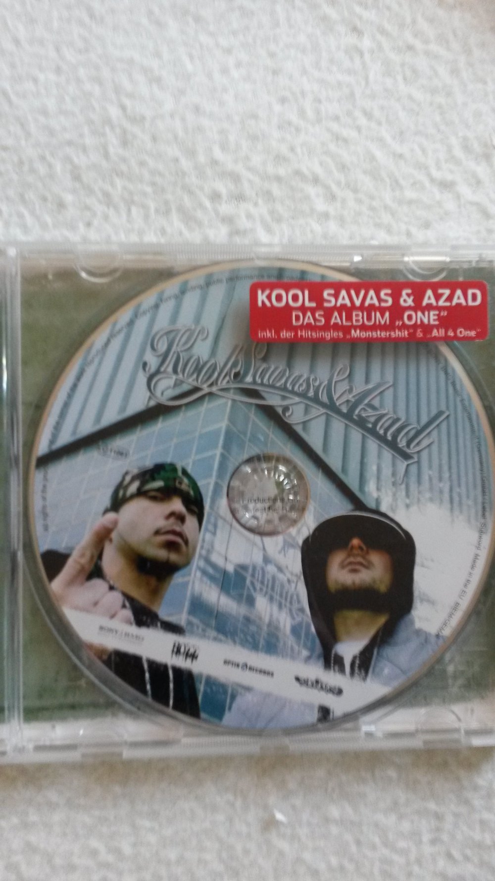 Album ONE Azad, Kool Savas