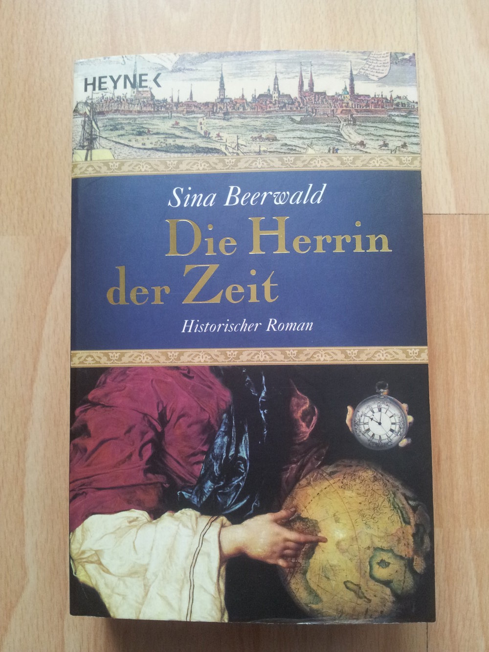 Buch - Die Herrin der Zeit - Sina Beerwald