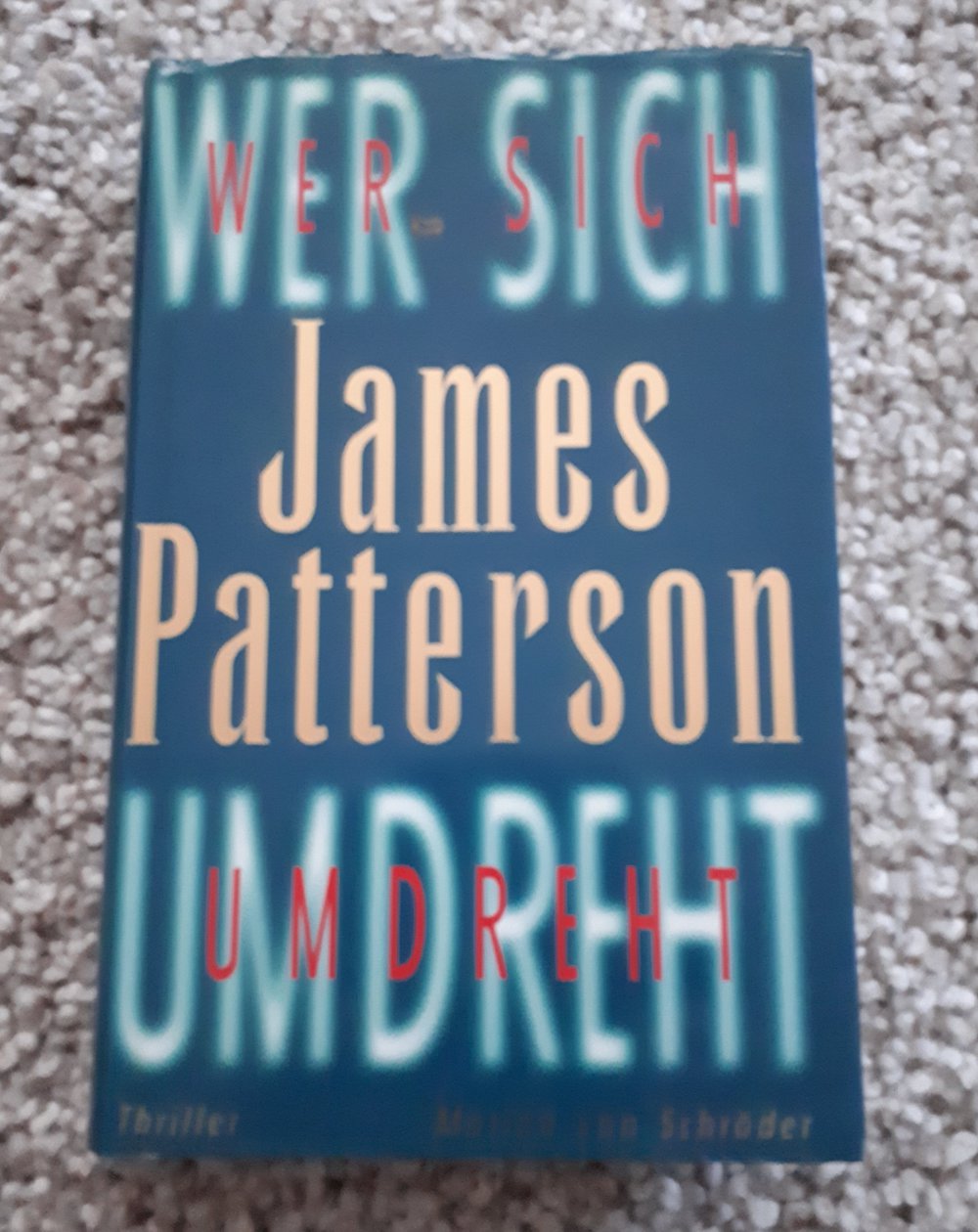 Wer sich umdreht, Thriller