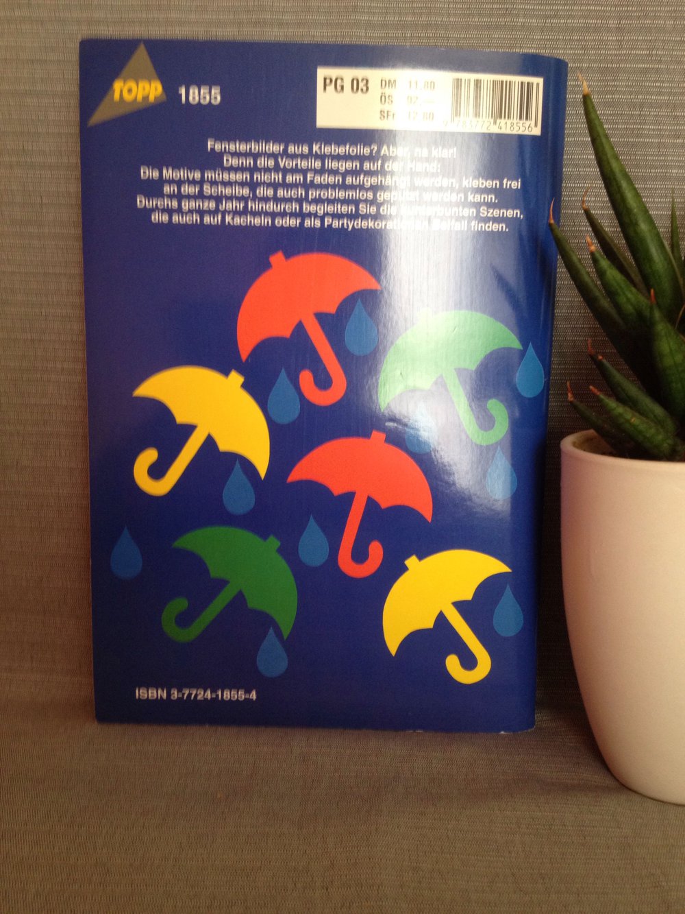 Mit Folien Fensterbildern durchs Jahr 