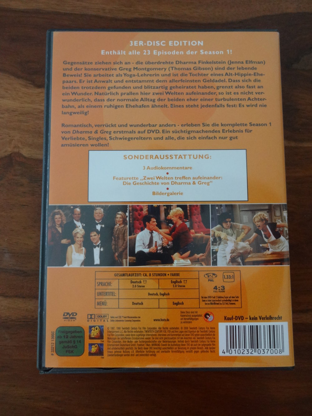 Dharma & Greg Staffel 1