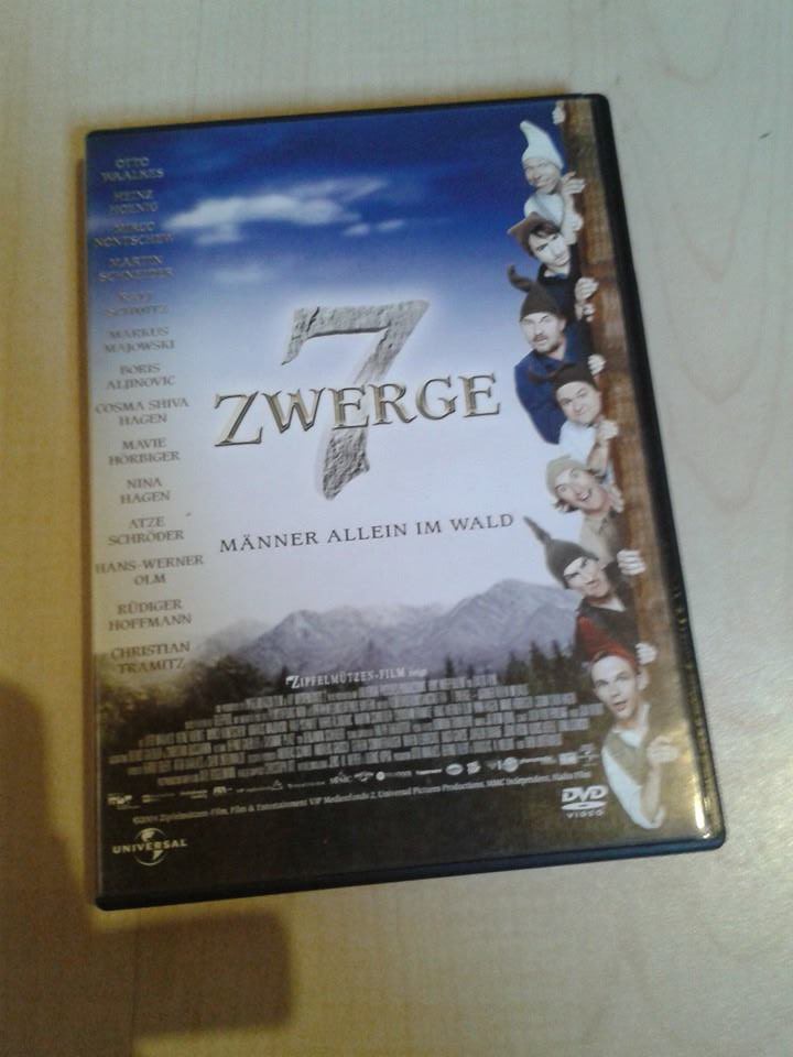 7 Zwerge Männer alleine im Wald