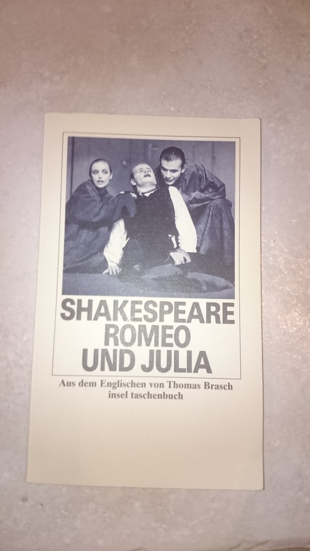Shakespeare Romeo und Julia ISBN 3458330836 inkl. Versand