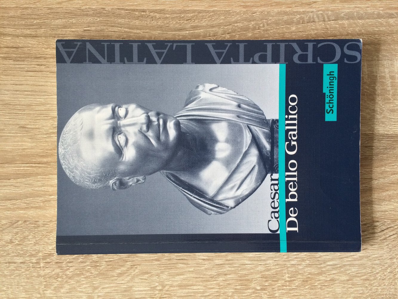 De bello Gallico - Caesar, Scripta Latina