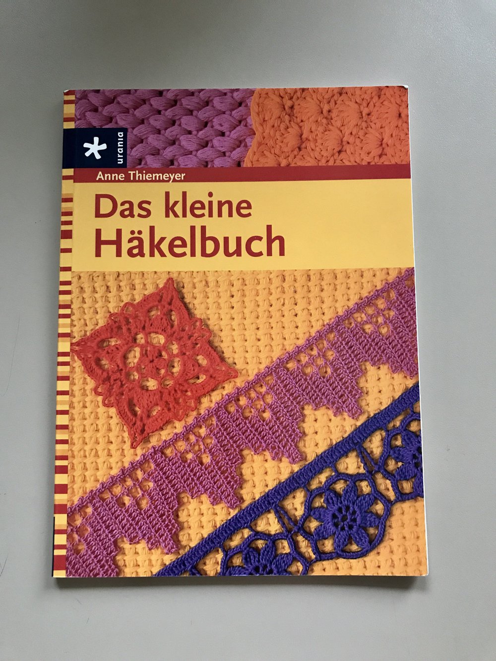 DAS KLEINE HÄKELBUCH 