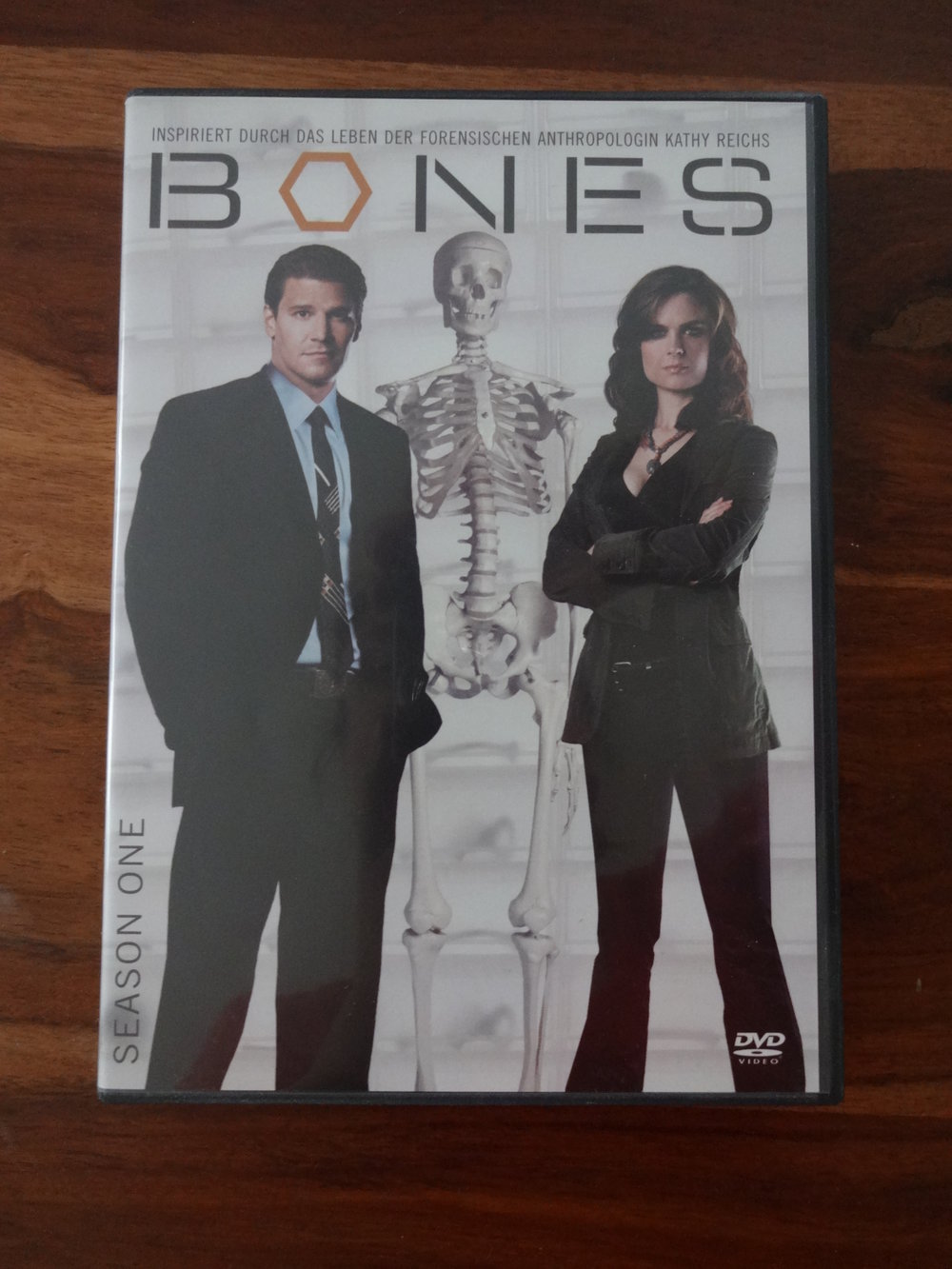 Bones Staffel 1
