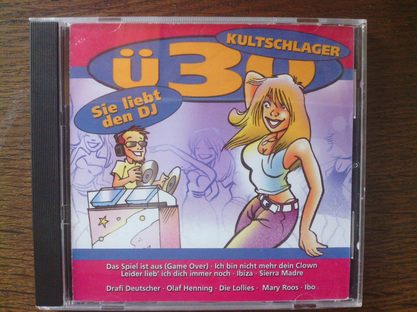 Ü30 Kultschlager - Sie liebt den DJ