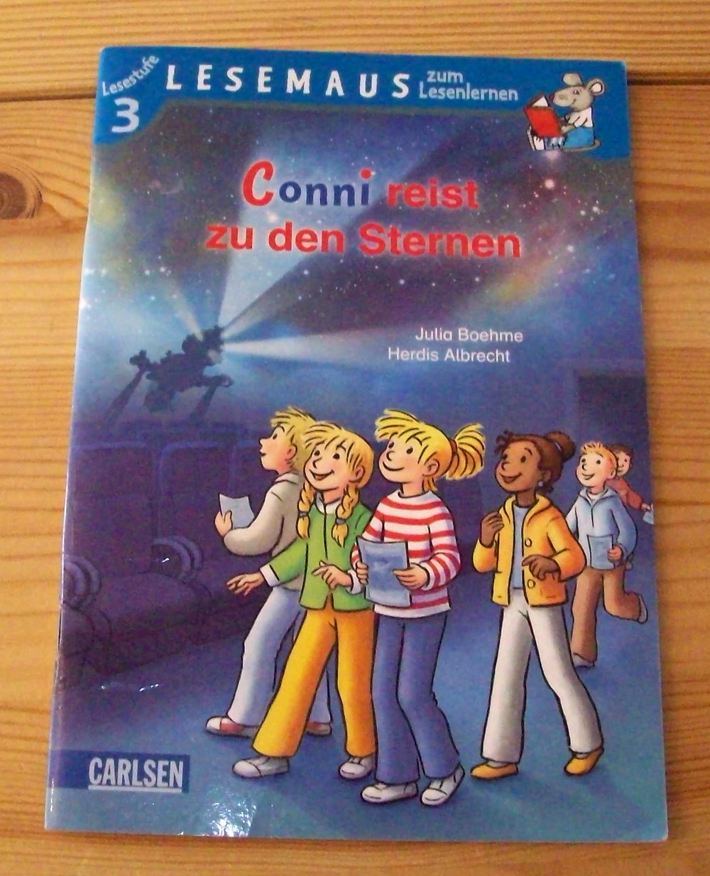 Lesemaus-Conni reist zu den Sternen