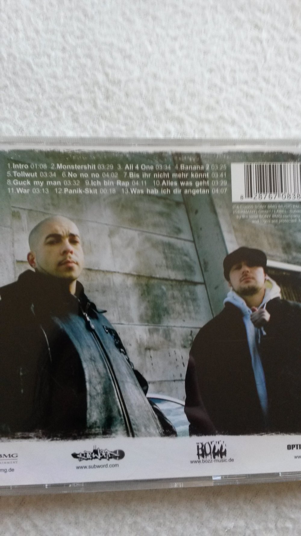 Album ONE Azad, Kool Savas