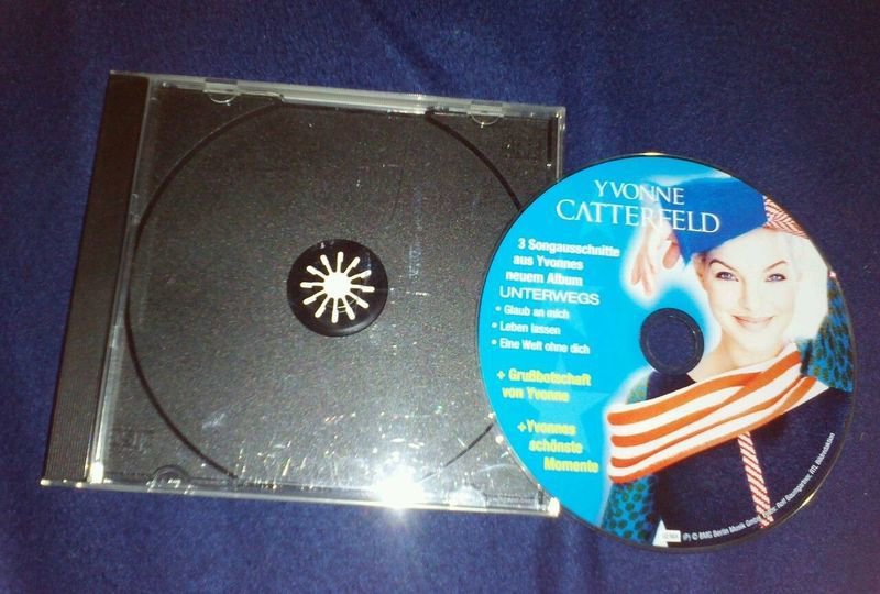 Yvonne Catterfeld 3 Songausschnitte aus dem Album 'Unterwegs'