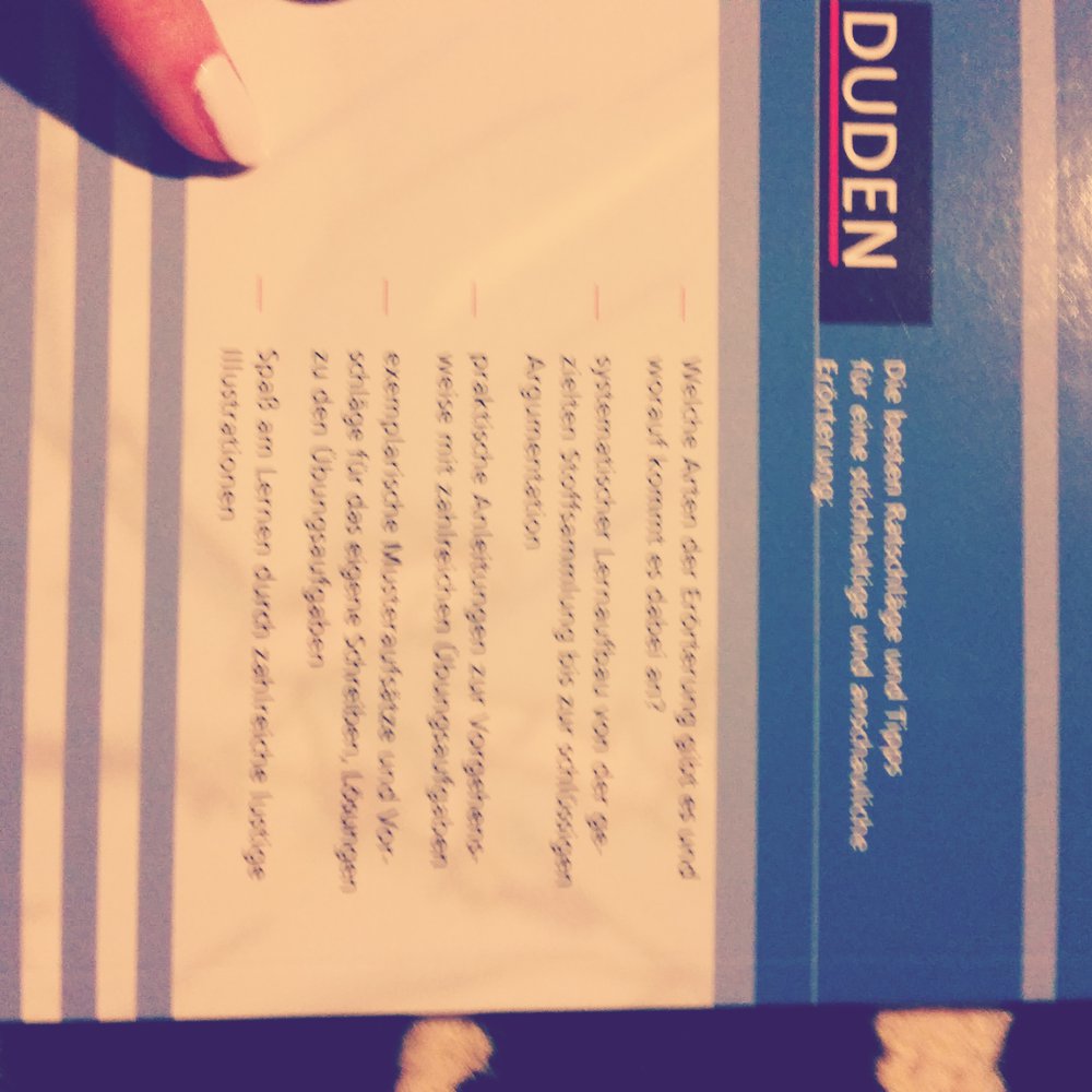 Duden: Aufsatz und Erörterungen 