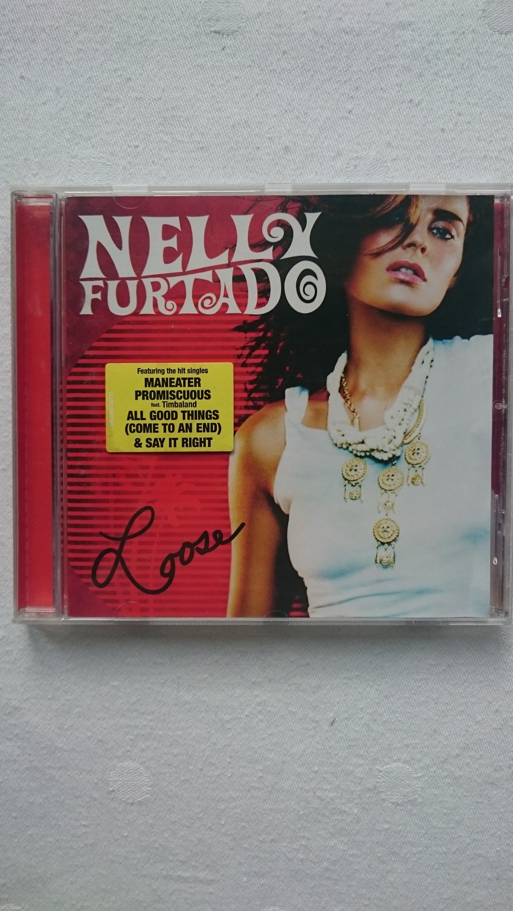Nelly Furtado – Loose