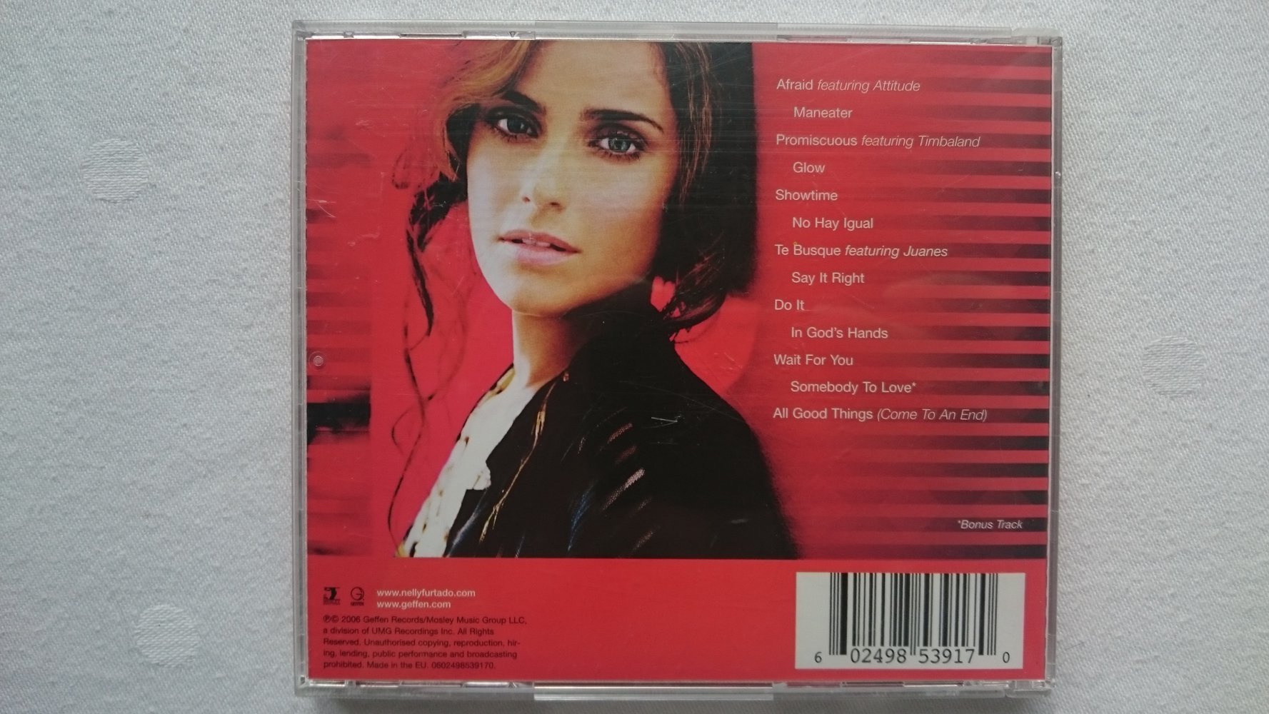 Nelly Furtado – Loose