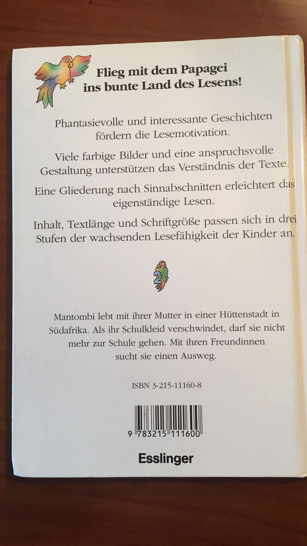 Zehn Kleider für Mantombi