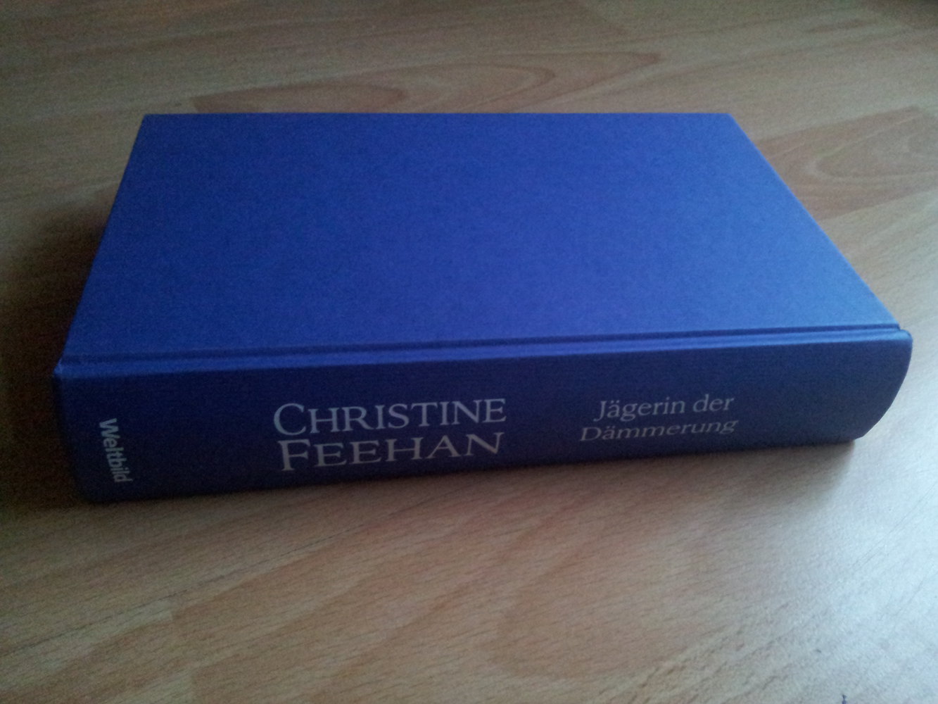  Buch - Jägerin der Dämmerung - Christine Feehan NEU