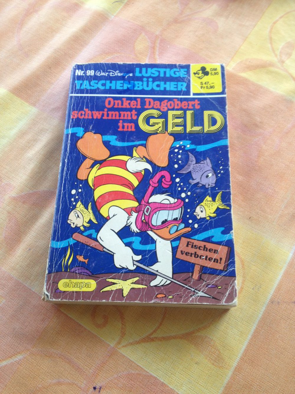 Lustige Taschenbücher: Onkel Dagobert schwimmt im Geld