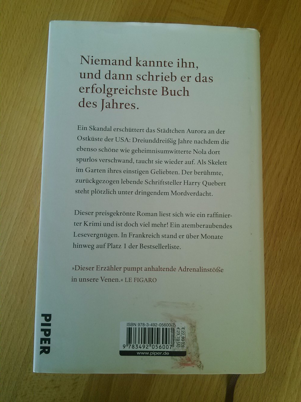 Die Wahrheit über den Fall Harry Quebert - Joel Dicker 