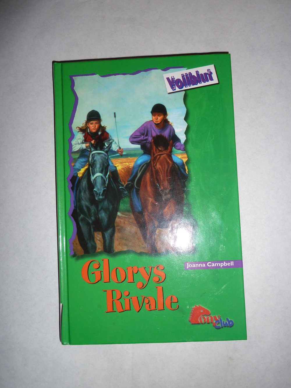 Joanna Campbell - Glorys Rivale