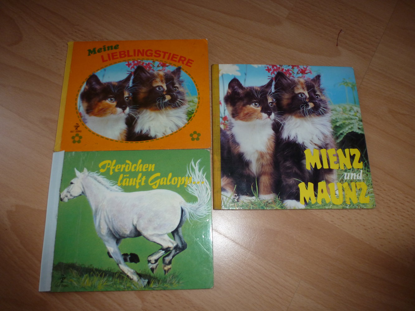 3 x Bücher über Tiere