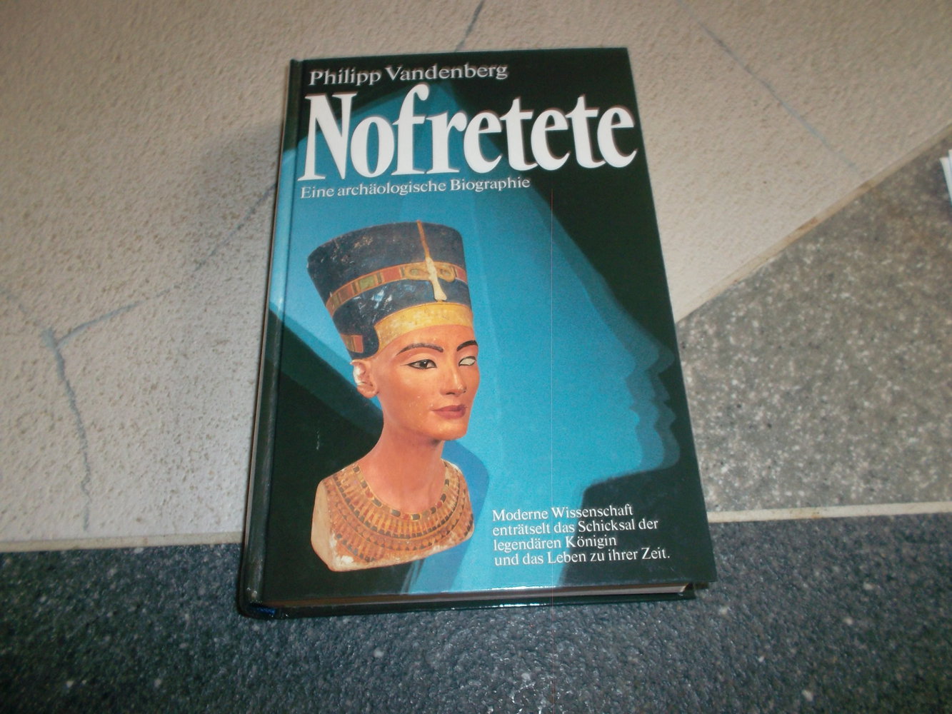 buch,nofretete,philipp vandenberg