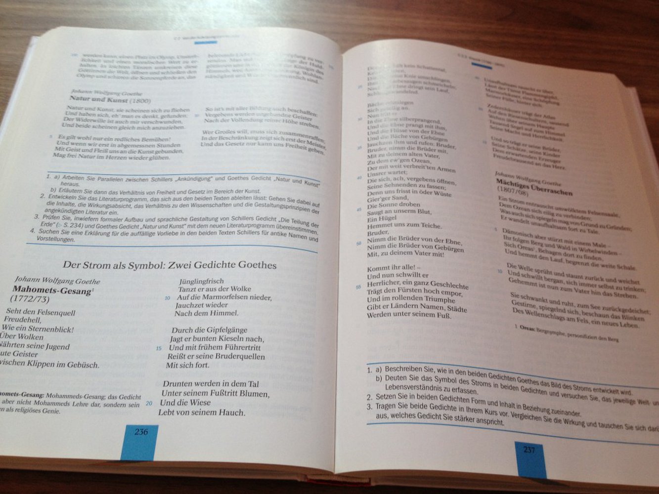 Texte, Themen und Strukturen