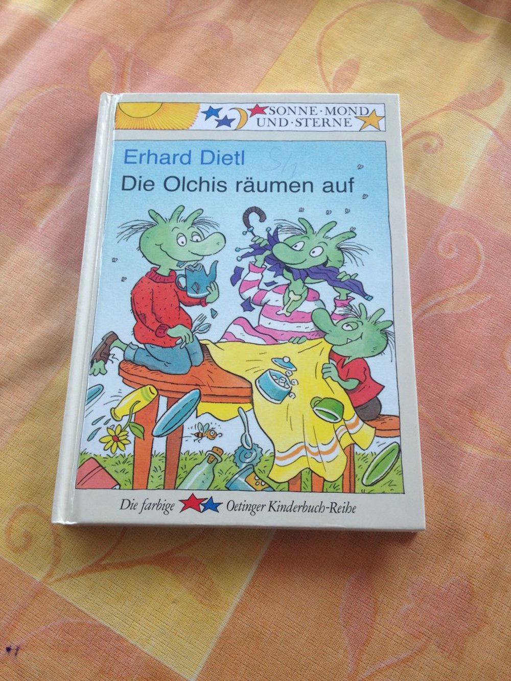 Die Olchis räumen auf