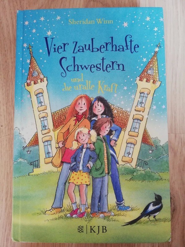 Vier Zauberhafte Schwestern und die uralte Kraft, 329 Seiten