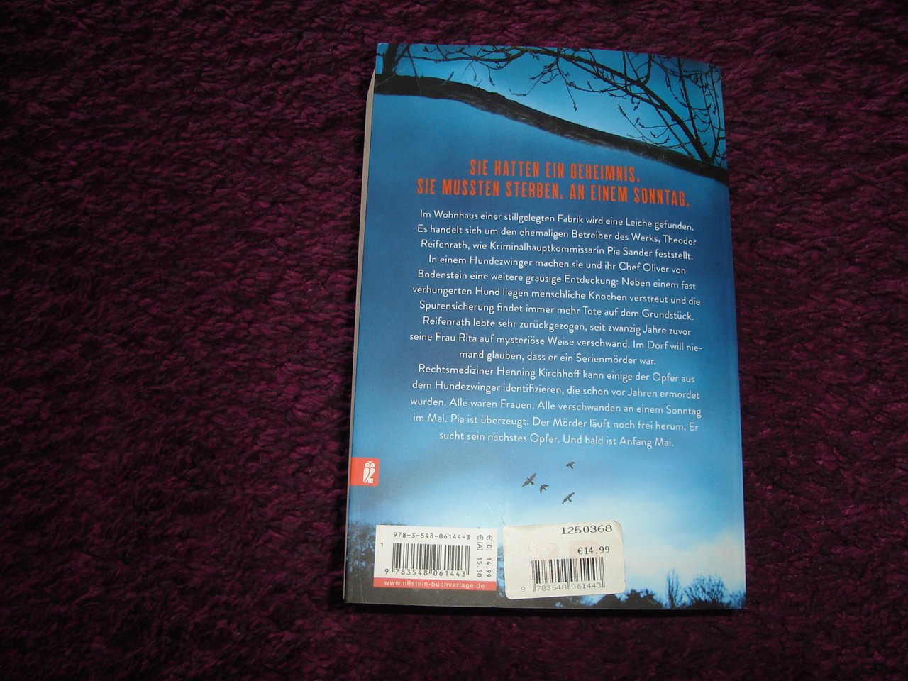 Nele Neuhaus Muttertag Taschenbuch Kriminalroman sehr sehr guter Zustand 