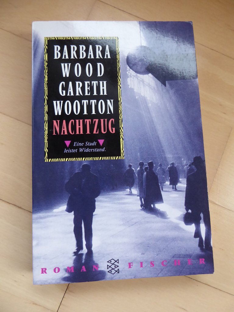 Nachtzug von Barbara Wood und Gareth Wootton