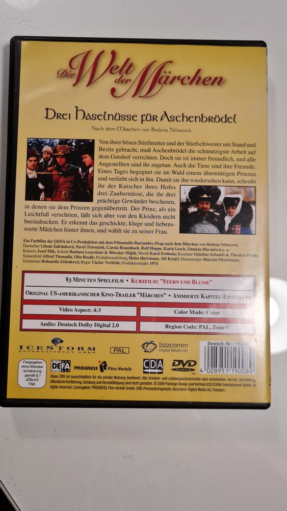 3 Haselnüsse für Aschenbrödel