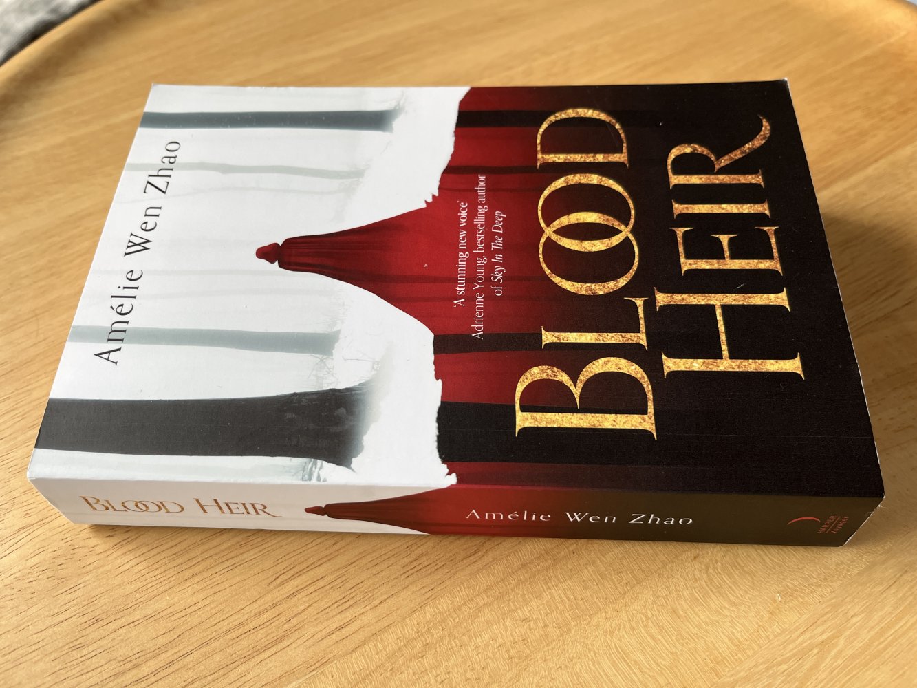 Blood Heir - Amélie Wen Zhao