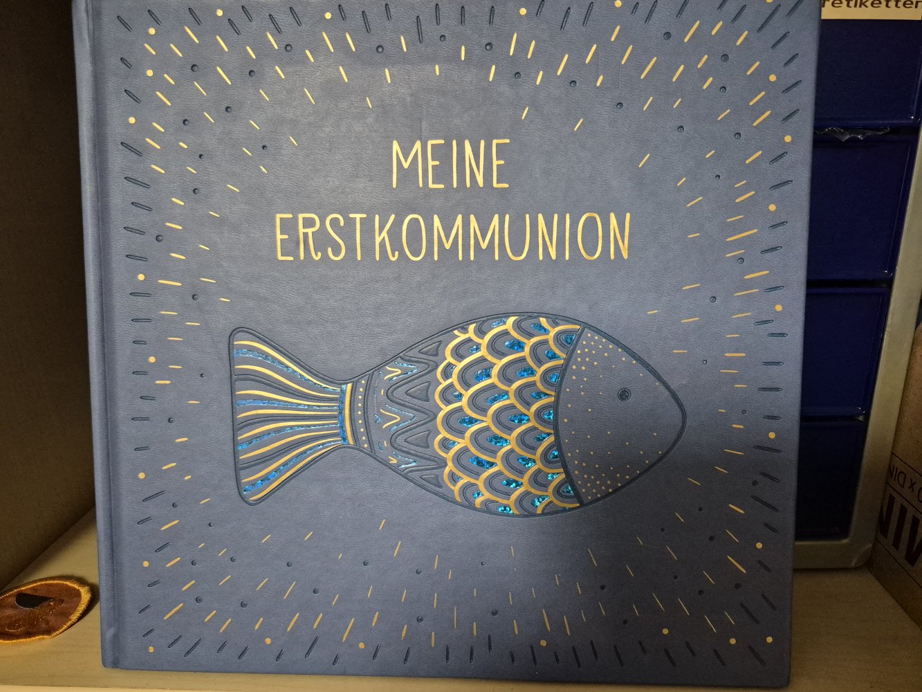 Erinnerungsalbum: Meine Erstkommunion