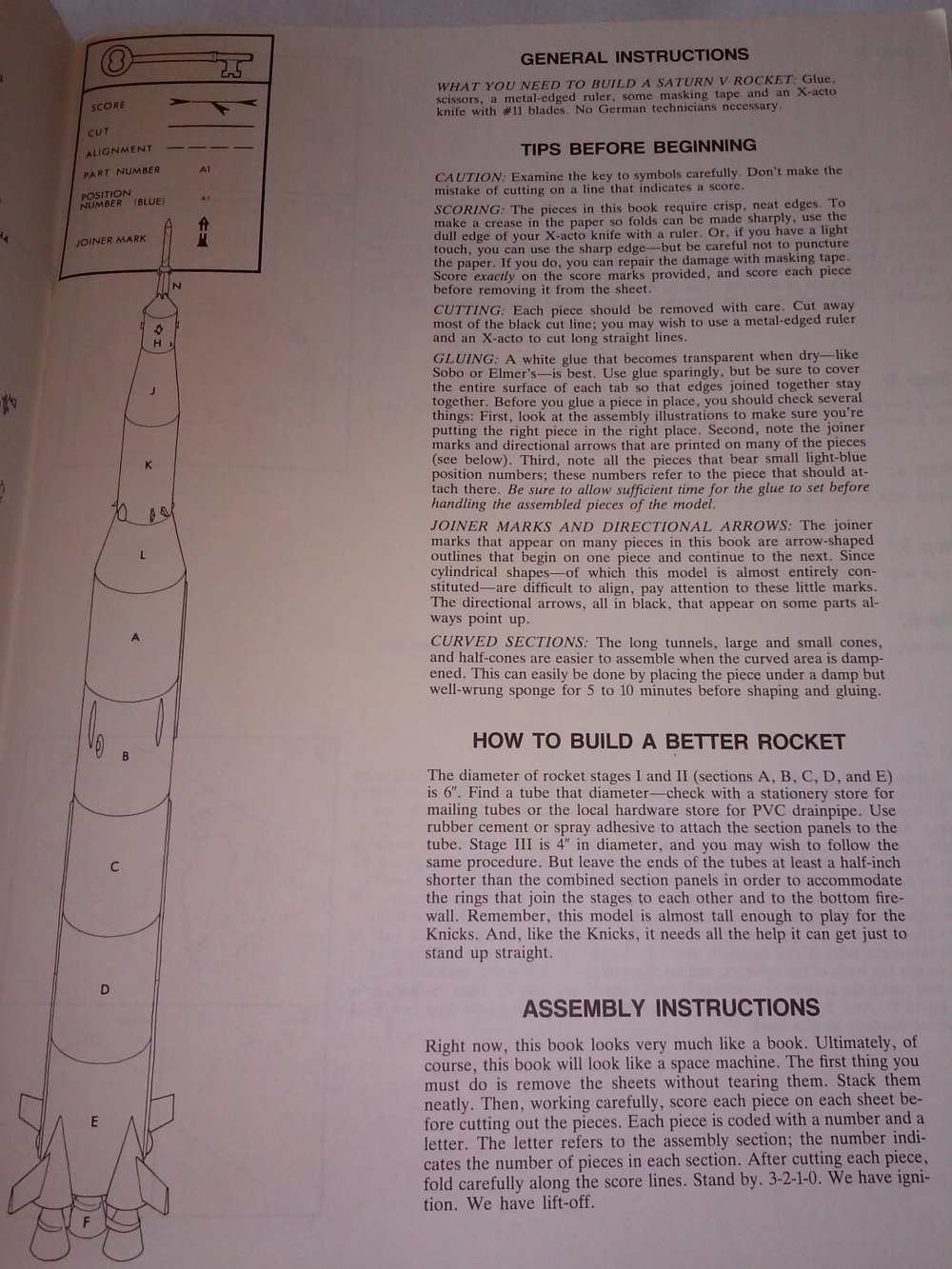 Alan Rose: Bauanleitung Saturn V: The World on the Move 1.Alg.