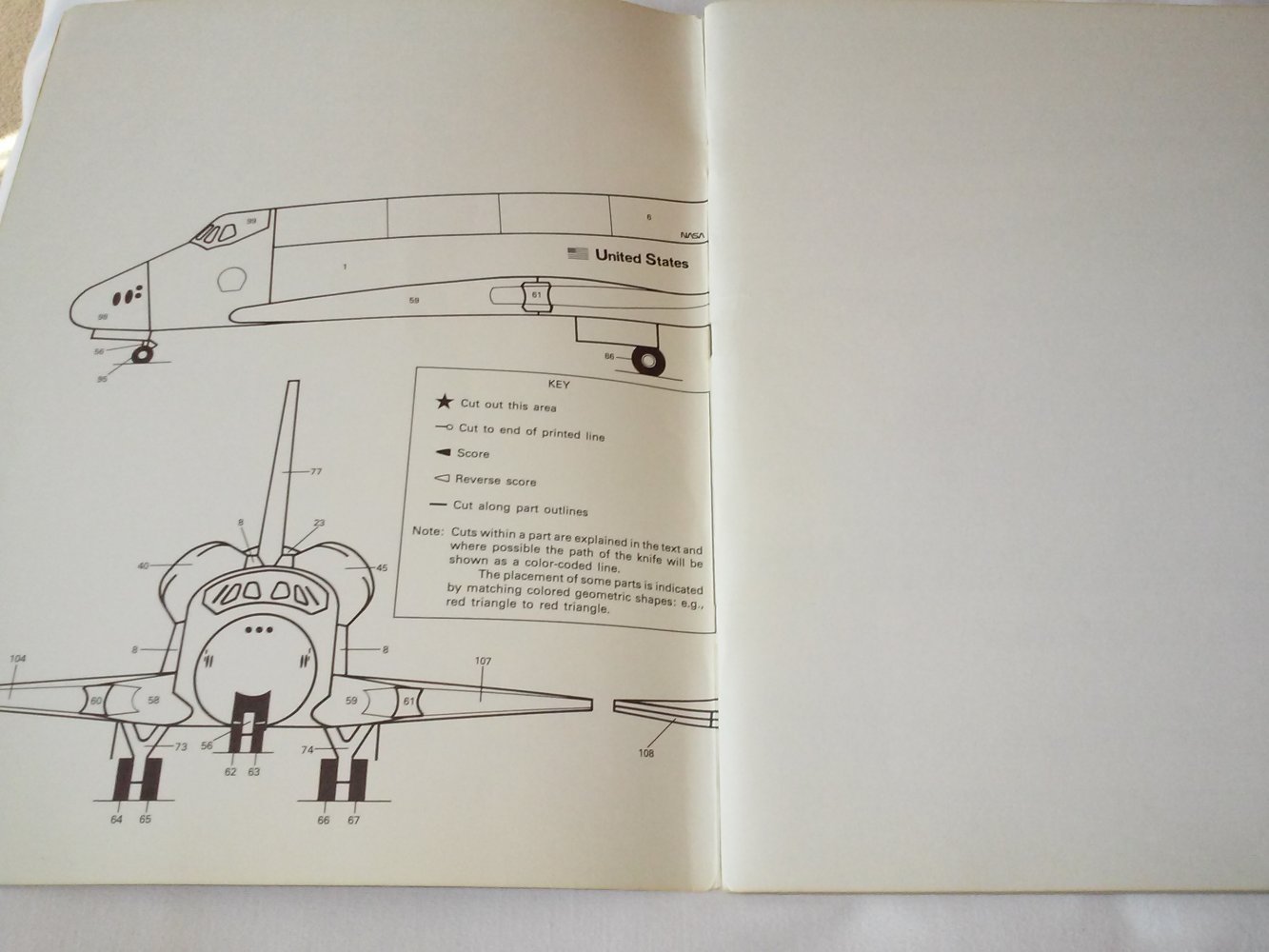 Wayne McLoughlin: The Space Shuttle: Build It Yourself 1.Alg.(engl)