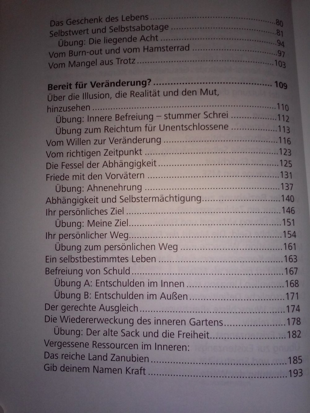 Materielle Selbstermächtigung: Umgang Geld und Materie