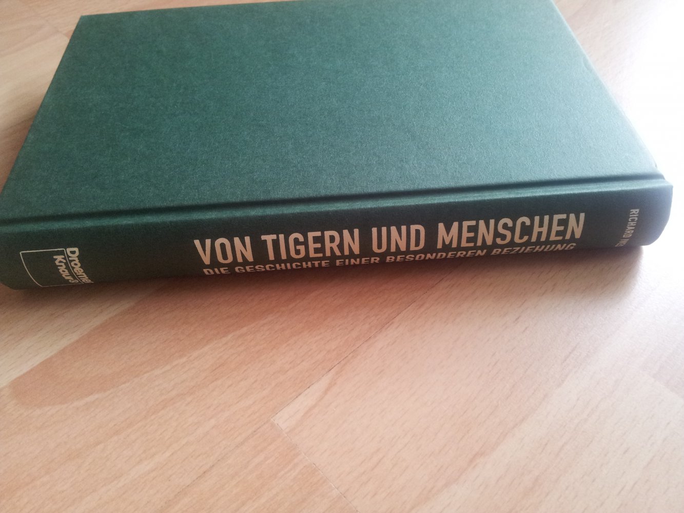 Von Tigern und Menschen - Richard Ives 
