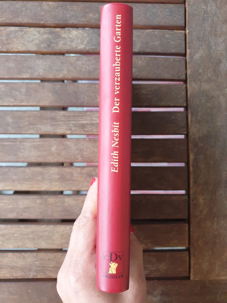 Der verzauberte Garten. Hardcover