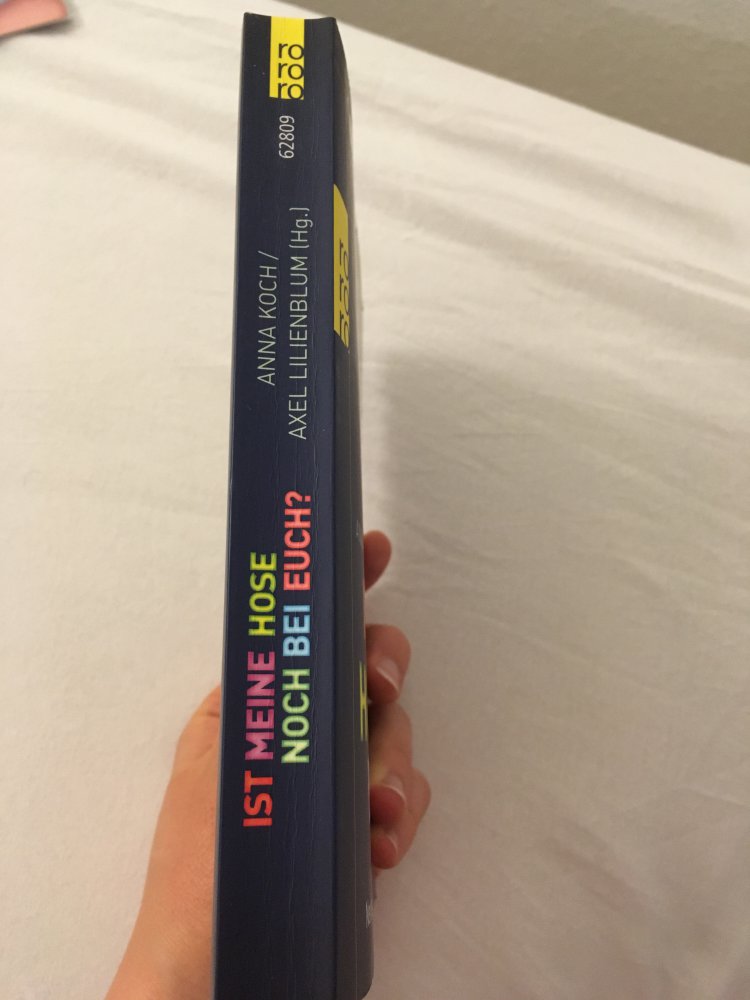 Ist meine Hose noch bei euch? SMS von gestern Nacht