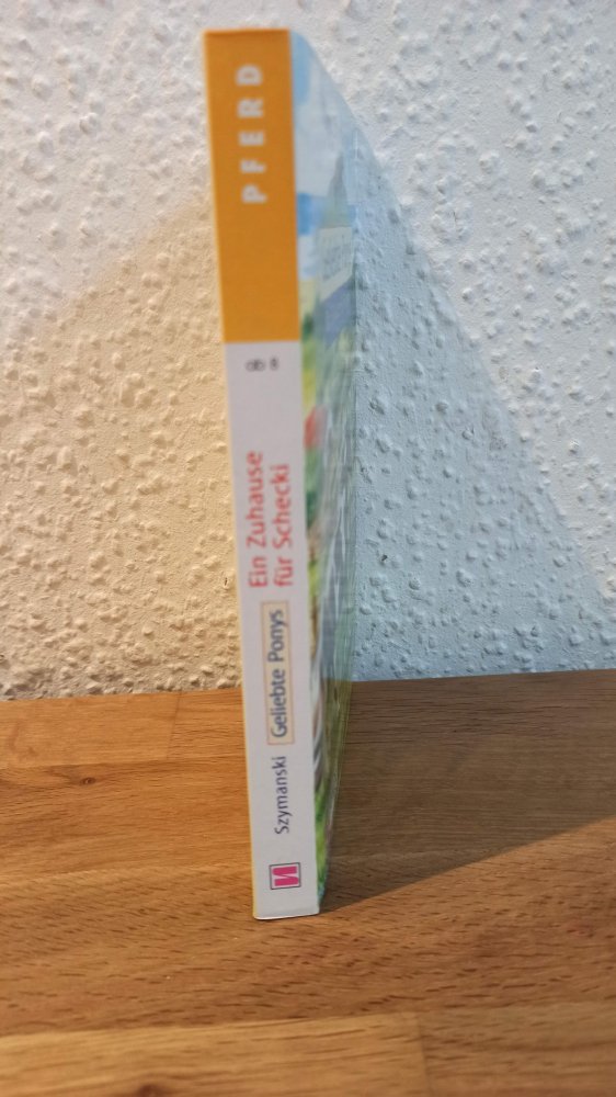 Ein Zuhause für Schecki, ab 8 Jahre!!