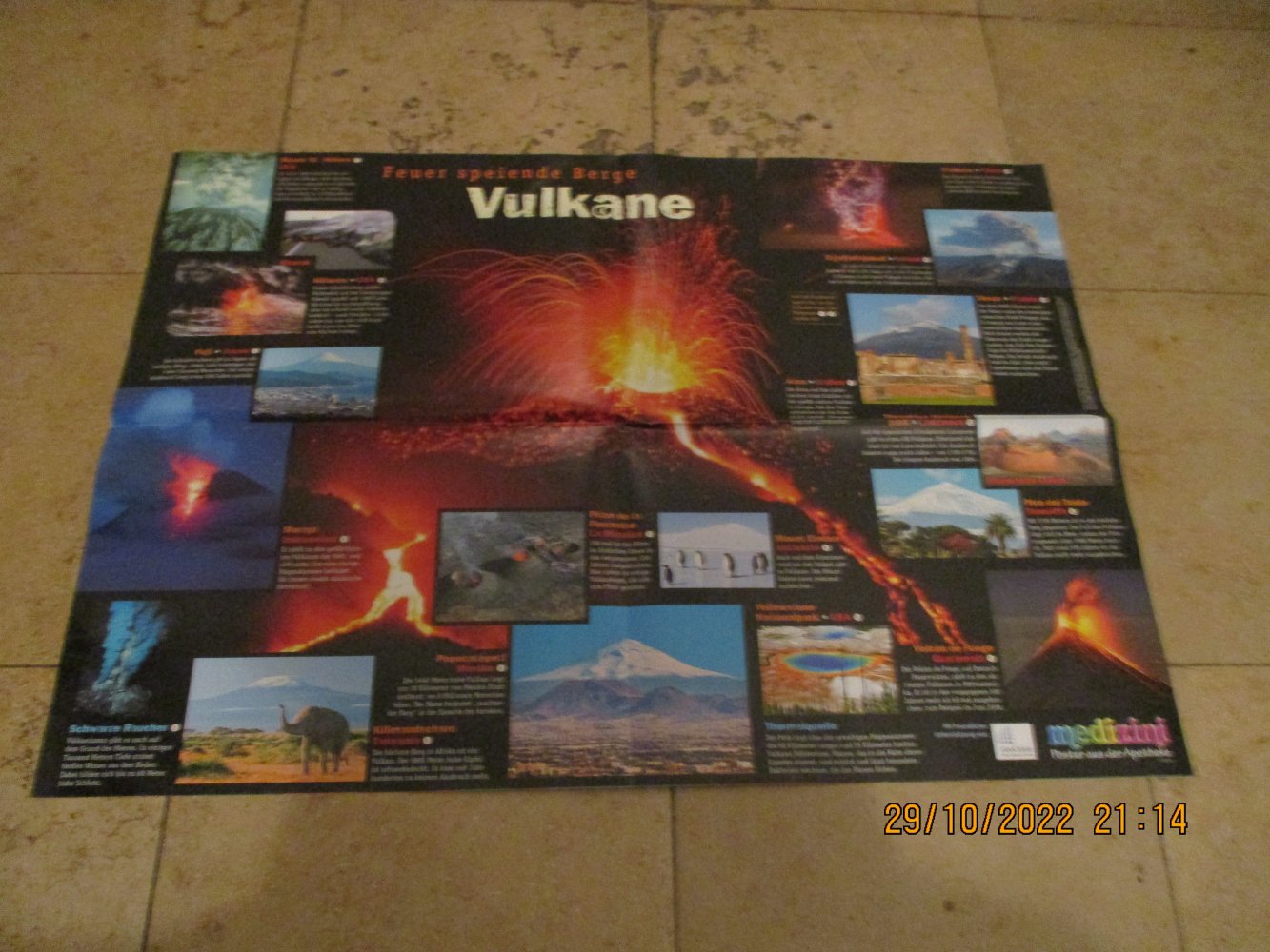 Poster von medizini Feuer speiende Berge 