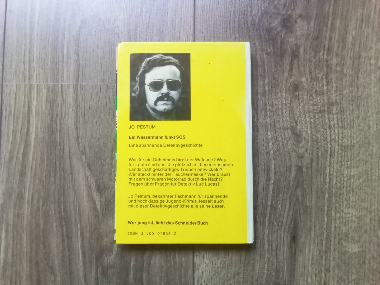 Ein Wassermann funkt SOS Jo pestum Schneider Buch 