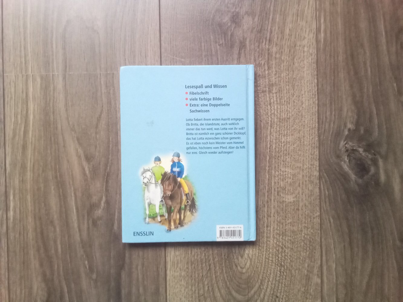 Lotta reitet aus Bei uns auf dem Reiterhof Erstleser Nina Schindler Ensslin