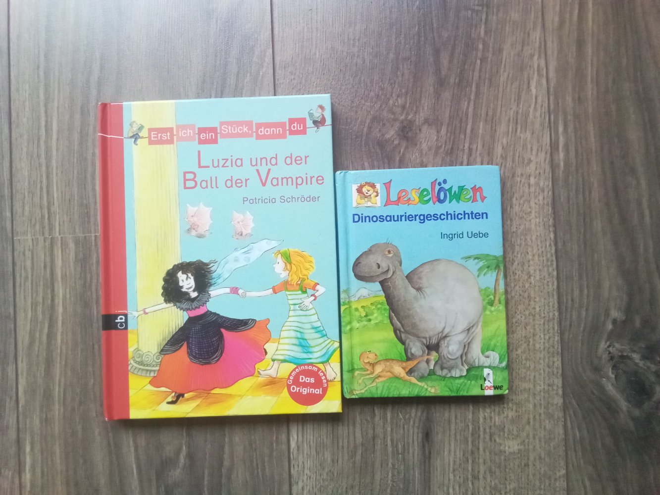 Erst ich ein Stück dann du Luzia und der Ball der Vampire Leselöwen Dinosauriergeschichten Ingrid Uebe Patricia Schröder