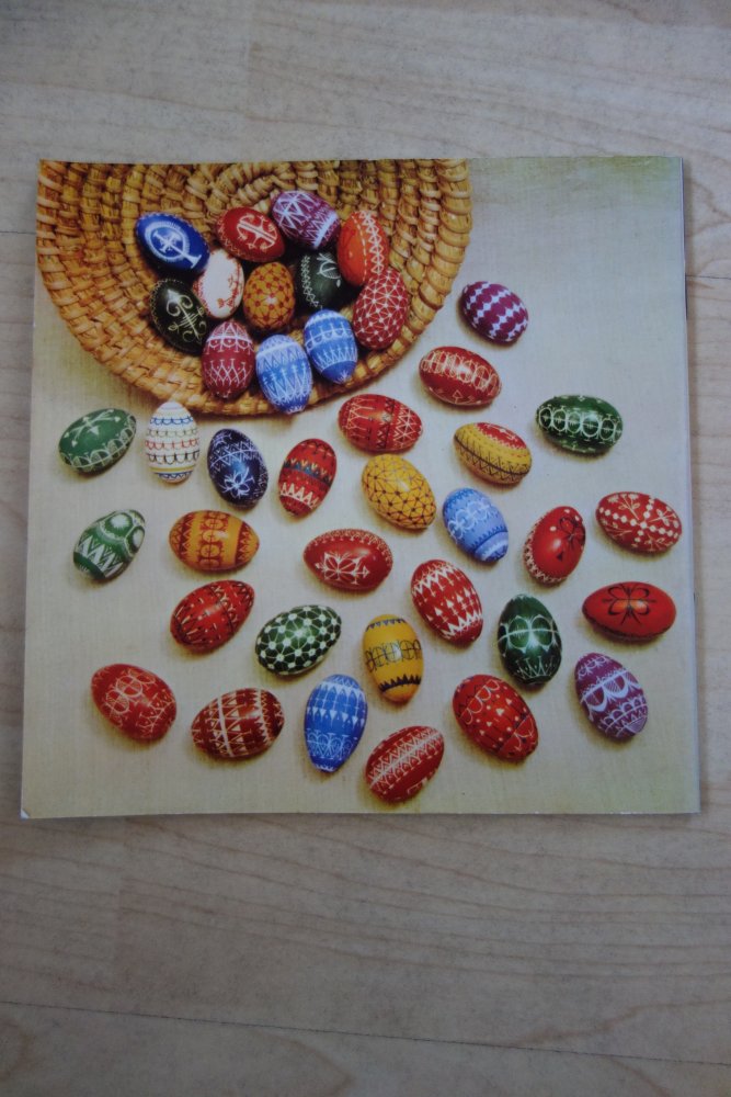 Bunte Ostereier Brunnen Reihe 24 basteln Osterei färben Christophorus 