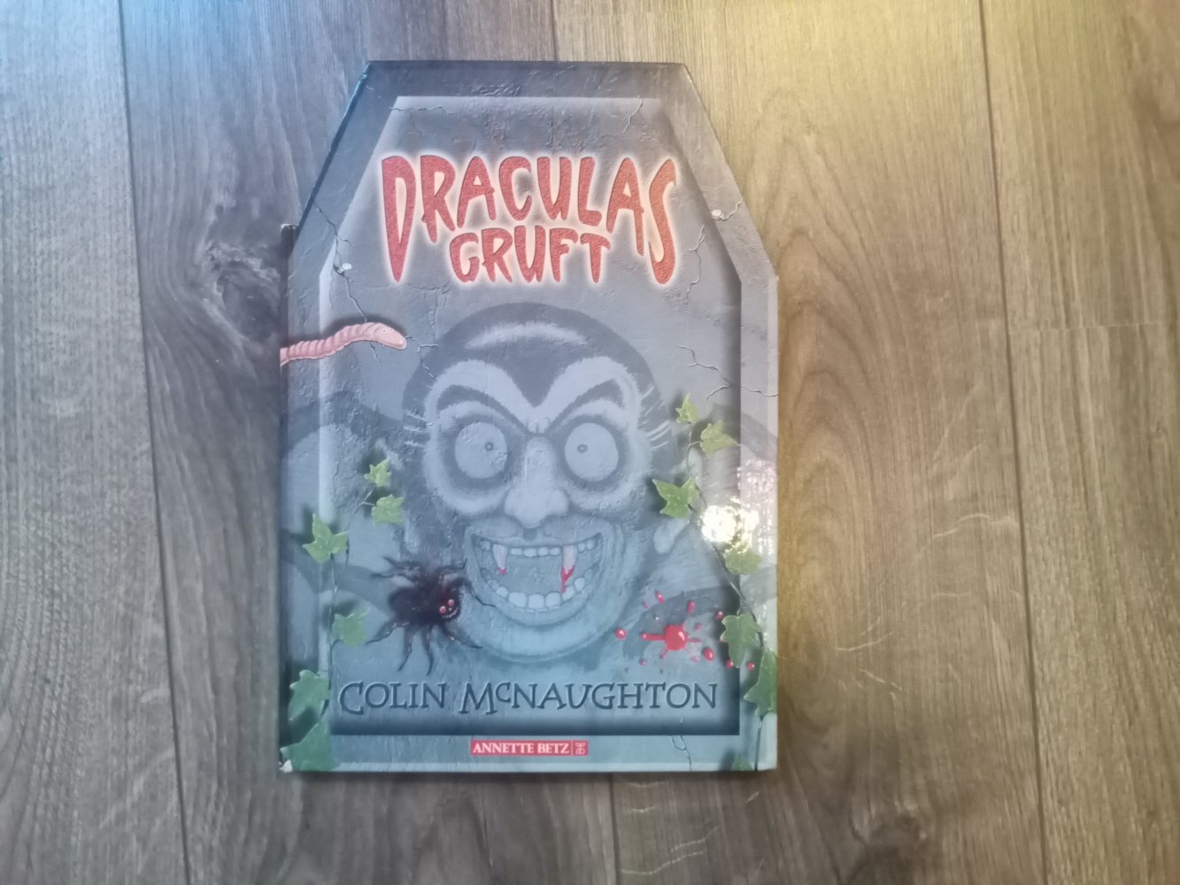 Draculas Gruft Colin Mc Naughton Anette Betz Halloween